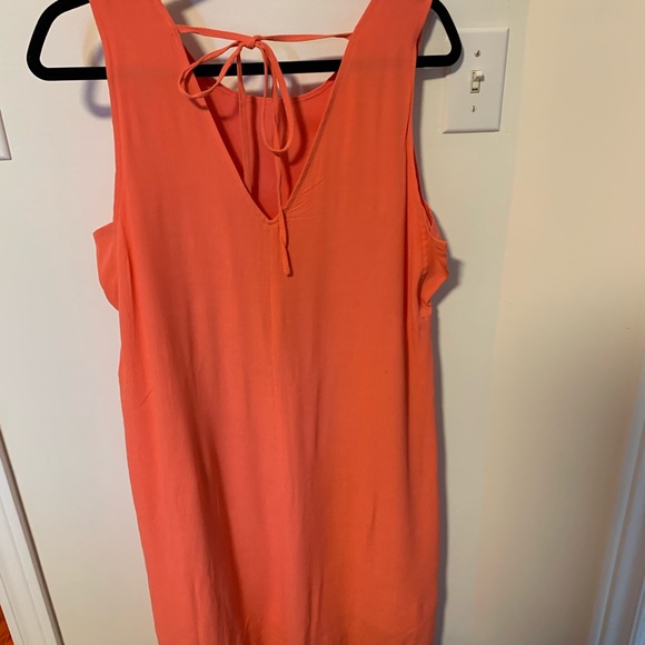 Summer dress - Picture 2 of 3